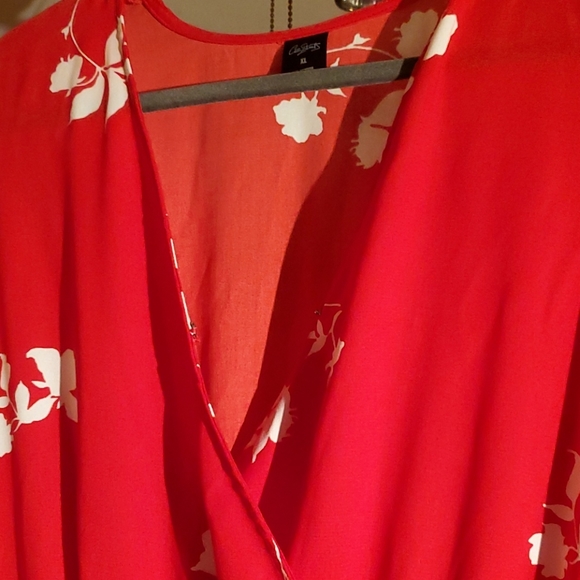 Dress - Picture 2 of 5